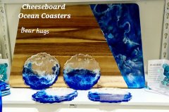 premium-resin-cheeseboard-and-coasters