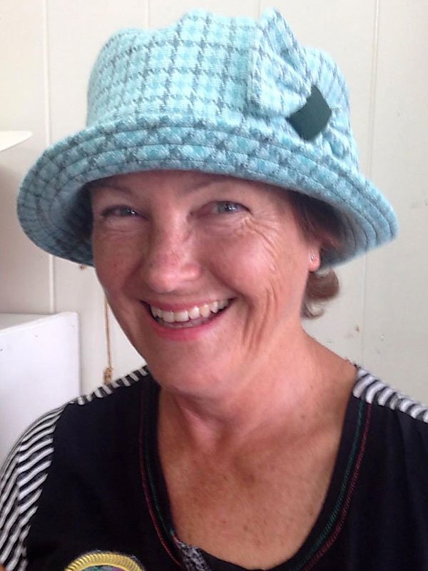 tweed-winter-walking-hat
