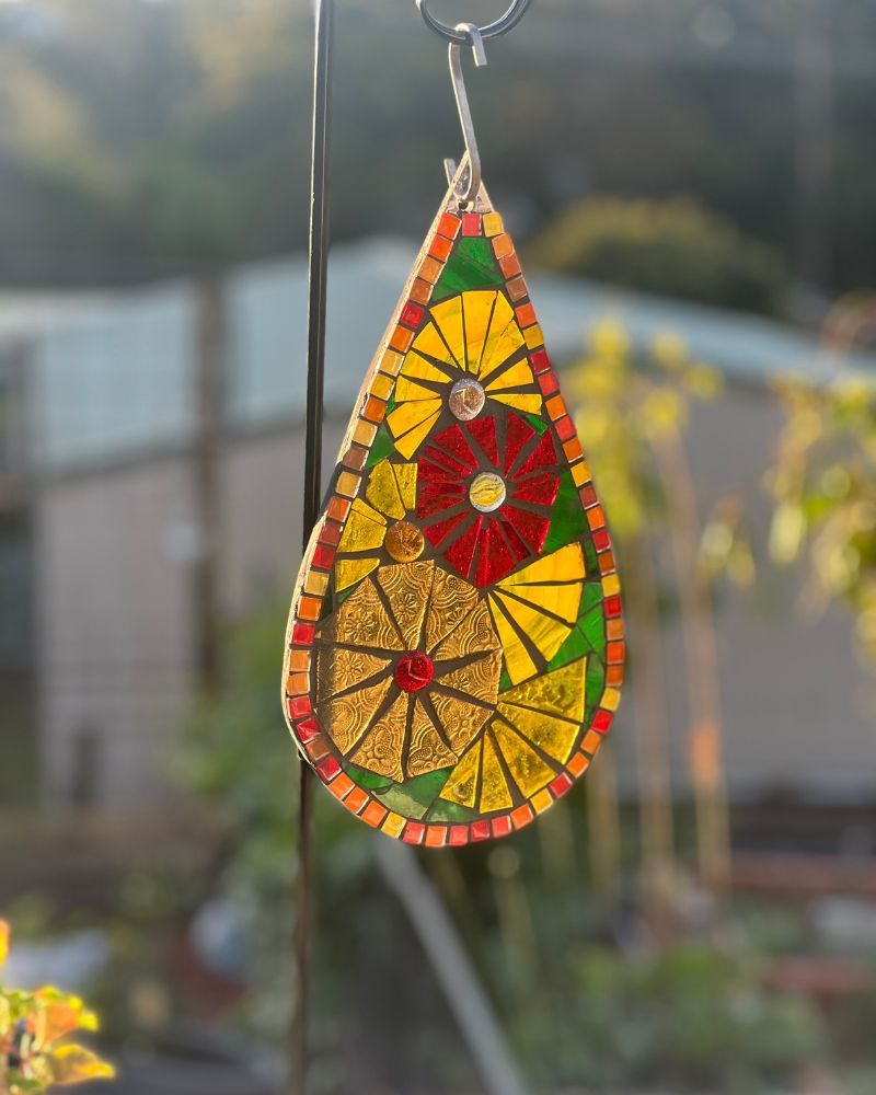 Monica Penders-Krushka - Yellow sun catcher